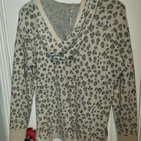 Super soft sweater with stretch - Picture 2 of 2